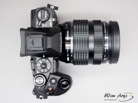 Fuji XT1 vs Sony A77 II, Olympus ED 12-40mm f/2.8 PRO top