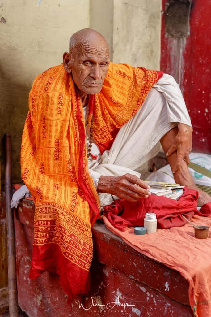 Explore Varanasi with a Photography Guide: Discover the Ghats, markets ...